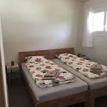 Au Chant Du Vent לינה וארוחת בוקר Tramelan