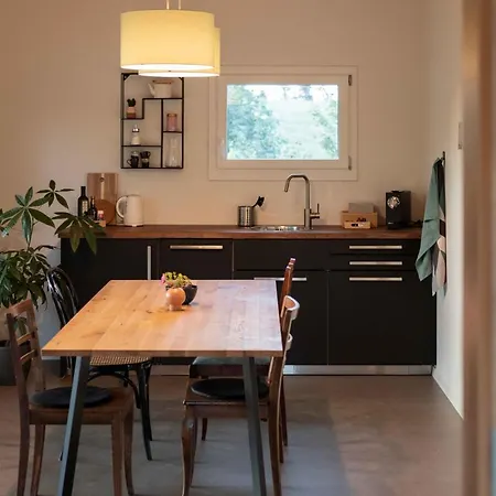 Bed & Breakfast Au Chant Du Vent *